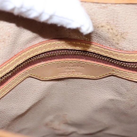 LOUIS VUITTON Monogram Bucket GM Shoulder Bag - Picture 9 of 16